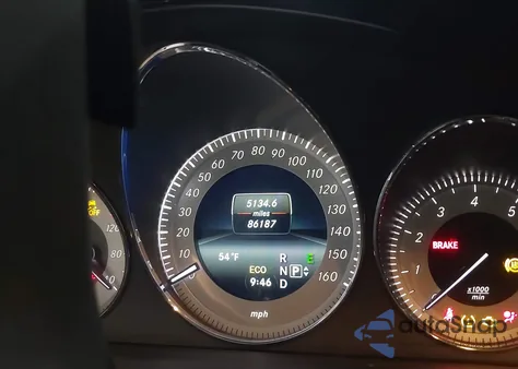 2014 Mercedes-Benz Glk 350 4Matic z USA, uszkodzony, nr VIN WDCGG8JB8EG259708